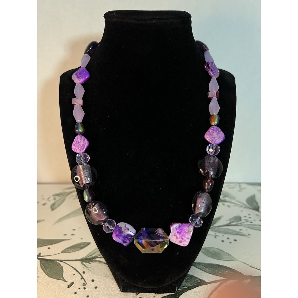 Vibrant Purple Baroque Pearl Necklace Artisan Elegant Classic Gift Sophisticated